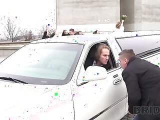 bride4k bride fucks in car